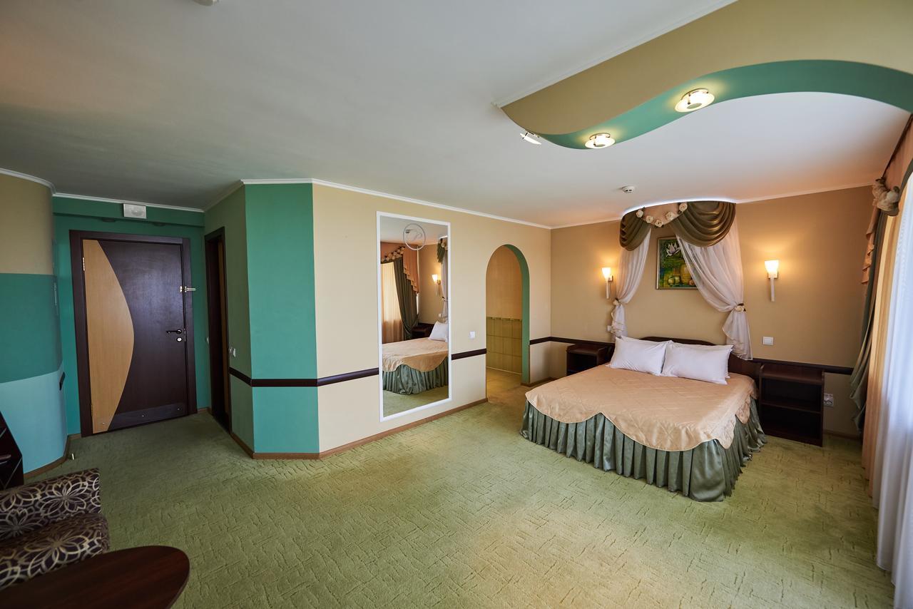Rassvet Hotel Dnipro Exterior photo
