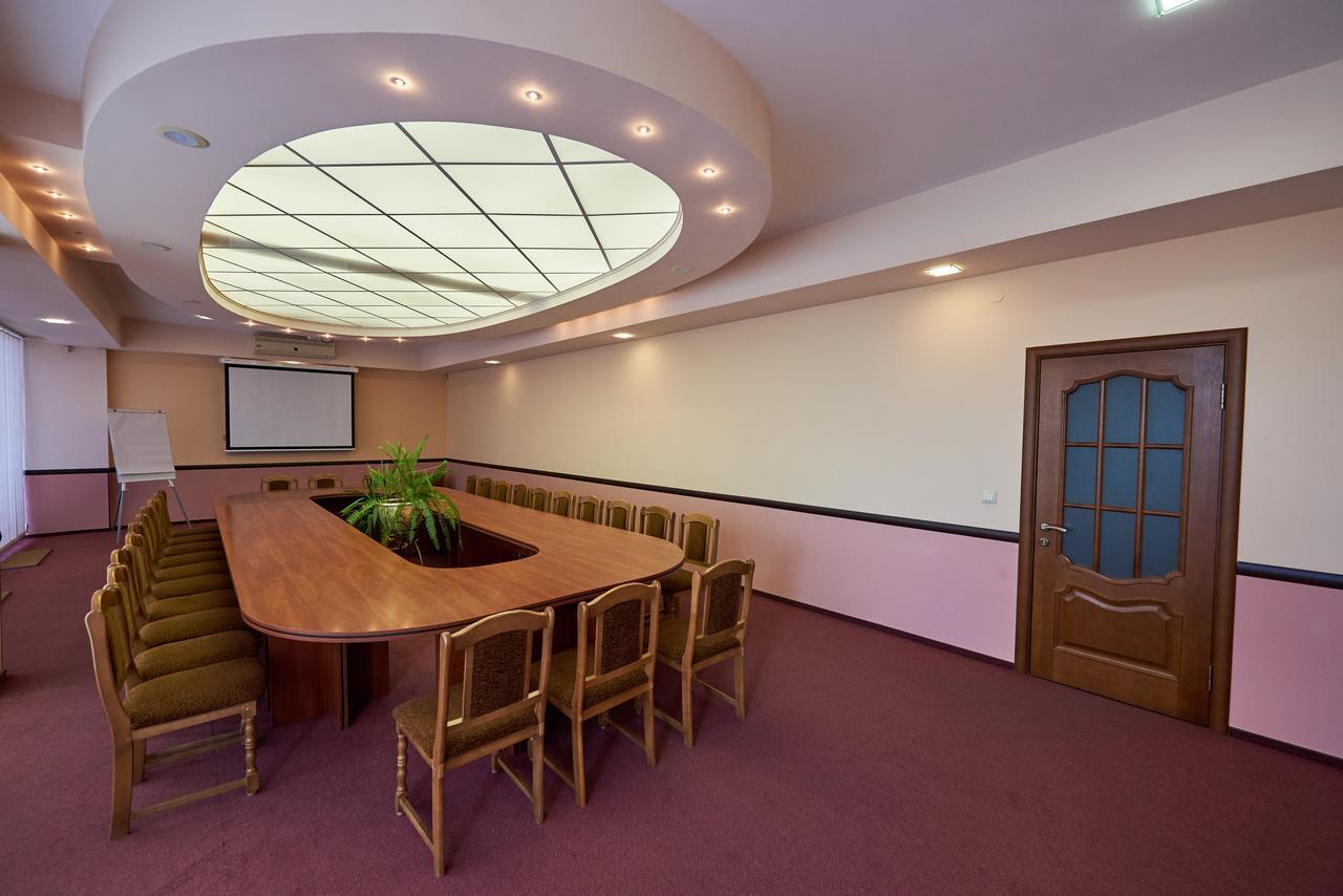 Rassvet Hotel Dnipro Exterior photo