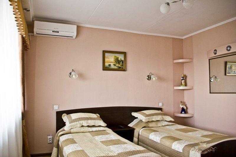 Rassvet Hotel Dnipro Room photo