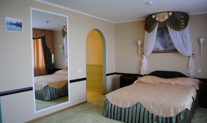Rassvet Hotel Dnipro Room photo